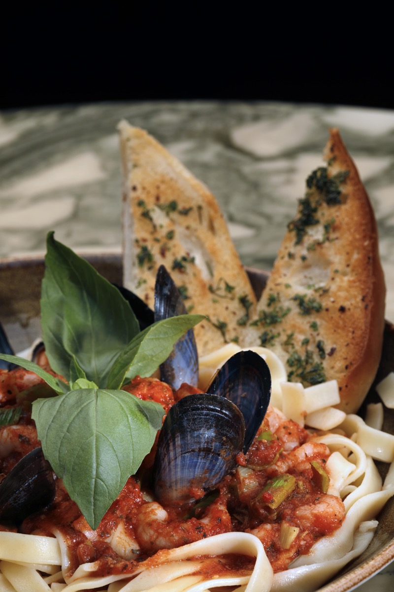 Seafood tagliatelle with mussels
